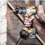 JCB 18BLCD-2XB-E fúrókalapács 18V 65Nm 2Ah akkuval, táskában 