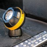 JCB Globe LED újratölthető forgatható munkalámpa 600 lm